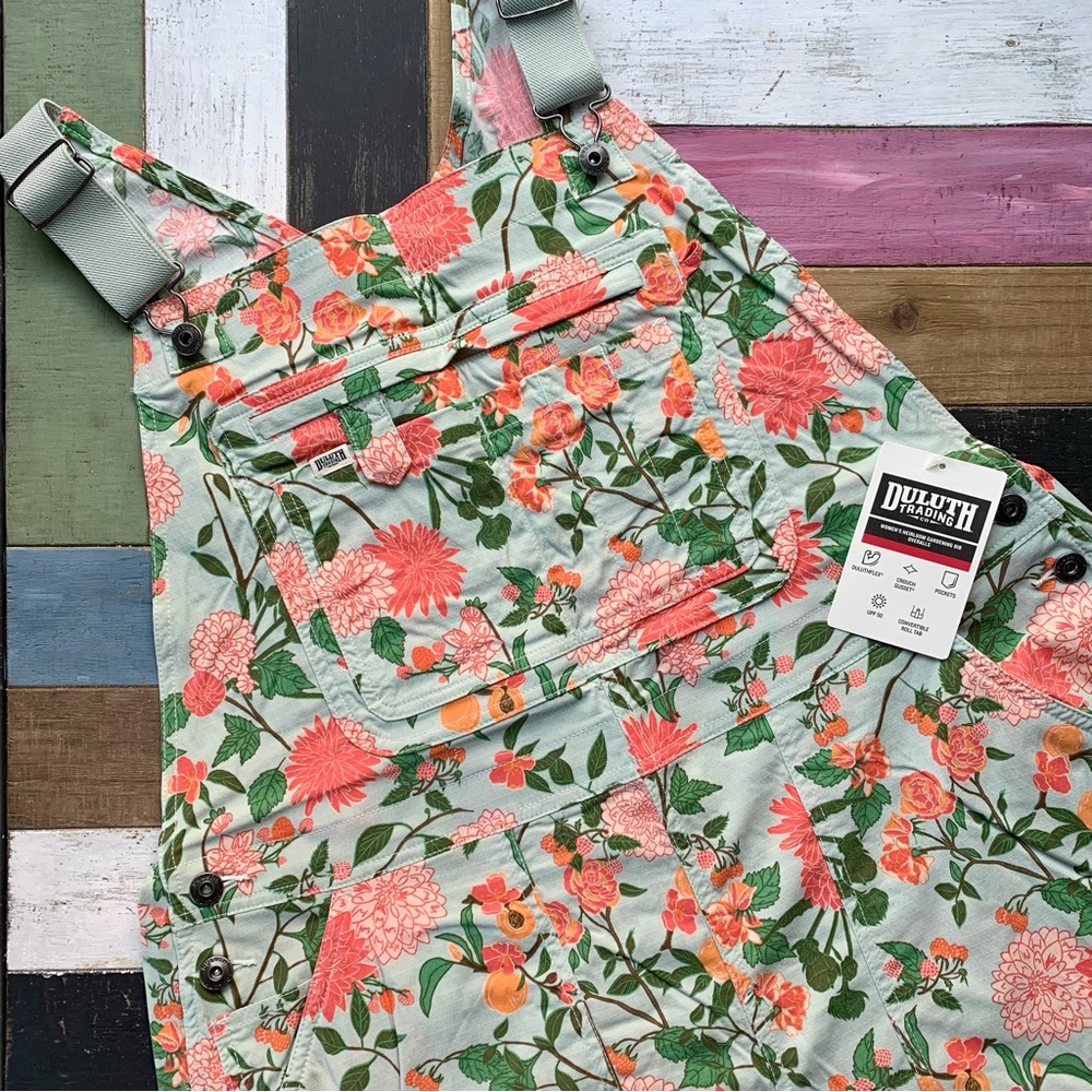 NWT Duluth XL x31L Heirloom Gardening Bib Overalls Mint Summer Dahlia Floral - Picture 7 of 10
